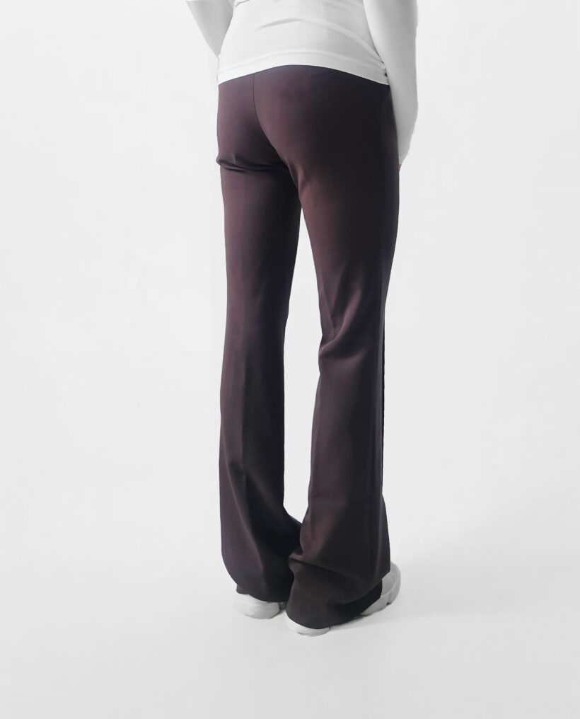 Spodnie medyczne damskie Flare Choco - obrazek 2