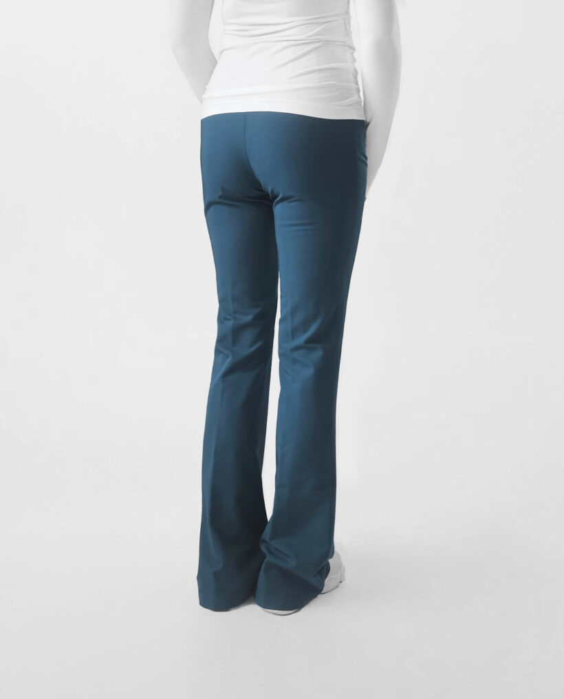 Spodnie medyczne damskie Flare Deep Marine - obrazek 2