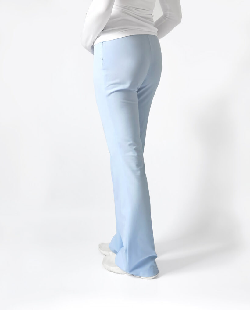 Spodnie medyczne damskie Flare Baby blue - obrazek 2